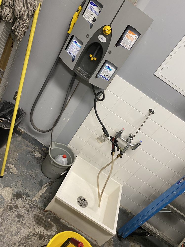 Slide of R & F Plumbing & Heating