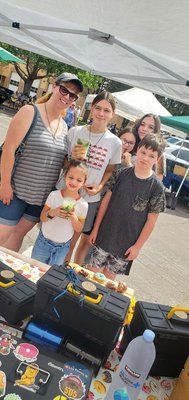 Los Ranchos Growers' Market by null