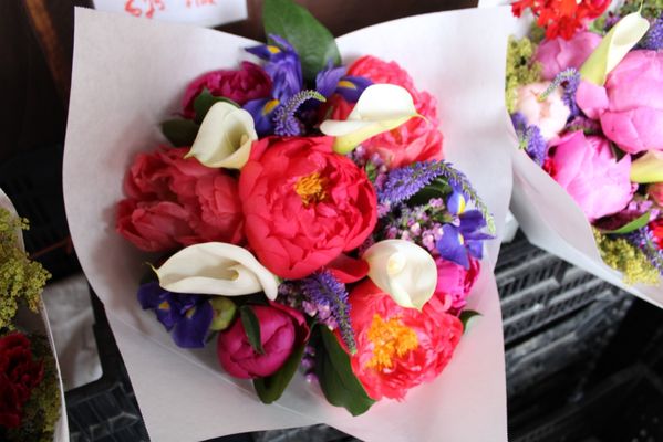 Larsen Lake Blueberry Farm by null