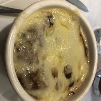 Molly's Restaurant & Bar - French onion soup - American Near Me - Hanover, New Hampshire