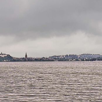 Prinzeninsel - Blick nach Plön (08/2024) - Landmarks & Historical Buildings Near Me - Plön, SH