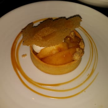NoMI - Apple tart - Bars Near Me - Chicago, Illinois