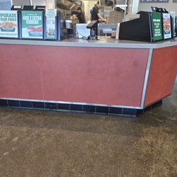 Wingstop - Straight back to line without washing hands