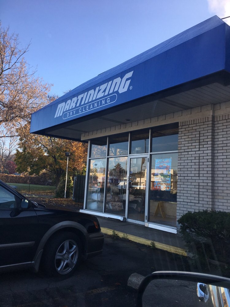 ONE HOUR MARTINIZING Updated October 2024 17450 Mack Ave, Grosse Pointe, Michigan Laundry