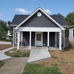 Cleveland Animal Clinic - Animal clinic