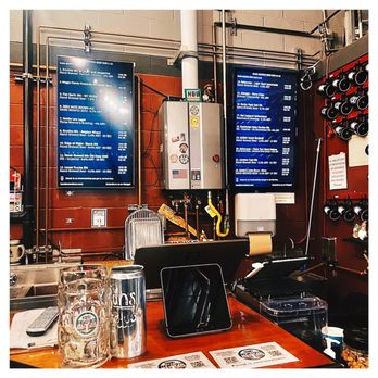 Hand-Brewed Beer - a bar with menus - Breweries Near Me - Los Angeles, California