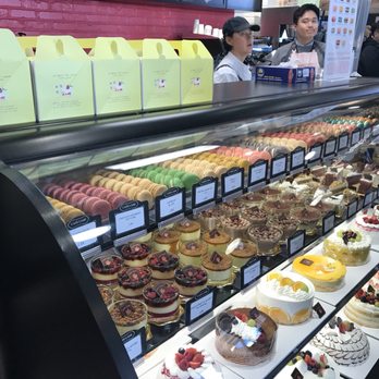 H Mart - Chicago - Baked goods. - International Grocery Near Me - Chicago, Illinois