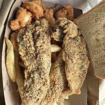 Famous Fish Market - Fish, Shrimp, and Chips Combo - Seafood Near Me - New York, New York Famous Fish Market - Fish, Shrimp, and Chips Combo - Seafood Near Me - New York, New York