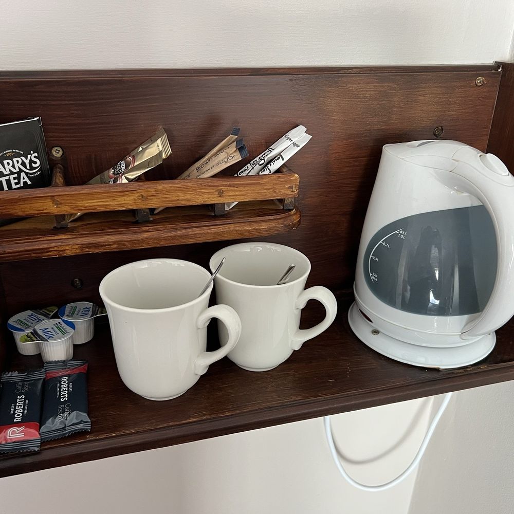 Arlington Hotel - Loved the tea and biscuits! - Hotels Near Me - Dublin, D