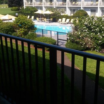 Best Western at Historic Concord - Patio pool view - Hotels Near Me - Concord, Massachusetts