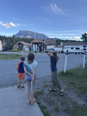 Banff Rocky Mountain Resort by null