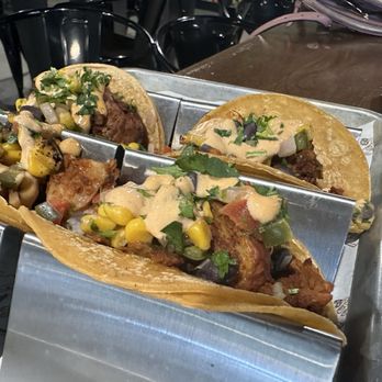 Tipsy Putt - Chicken tacos - Pubs Near Me - Sunnyvale, California Tipsy Putt - Chicken tacos - Pubs Near Me - Sunnyvale, California