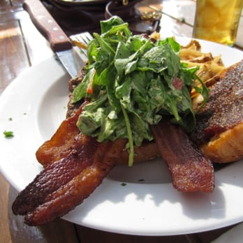 Eureka! - Fig Burger - American Near Me - Fresno, California