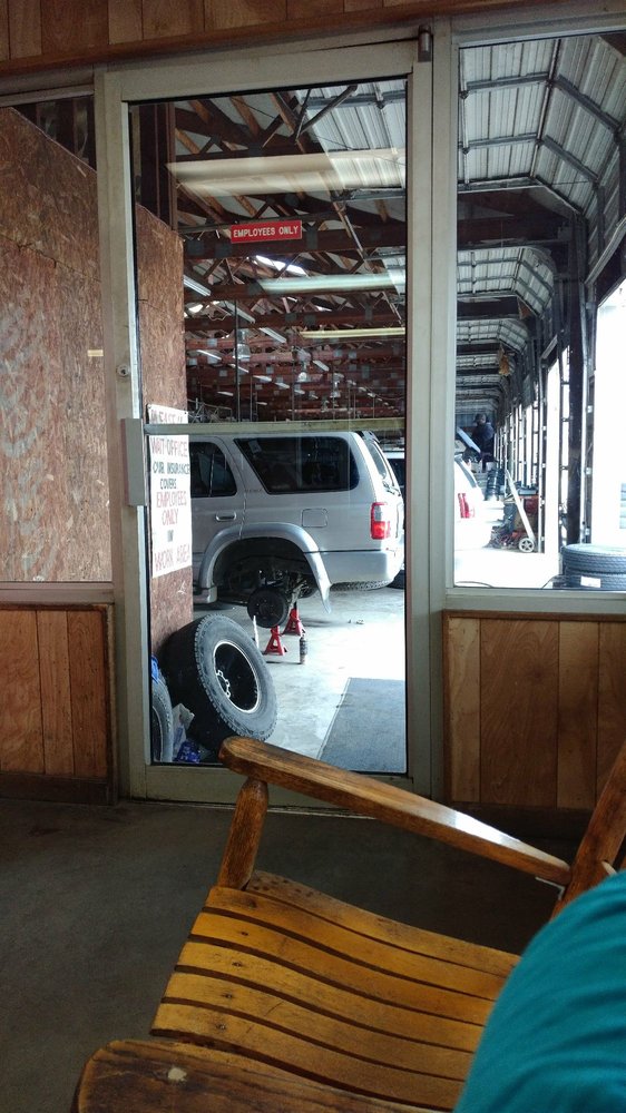 HAROLD’S TIRE & AUTO Updated August 2024 11 Reviews 709 Liberty