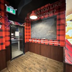 Smoke's Poutinerie Windsor