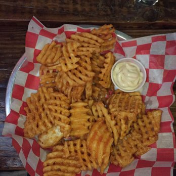 The Garage - Fry basket - Pubs Near Me - Milwaukee, Wisconsin The Garage - Fry basket - Pubs Near Me - Milwaukee, Wisconsin