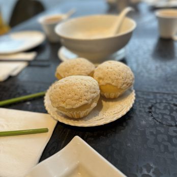 Dragon Beaux - Signature bao - Dim Sum Near Me - San Francisco, California