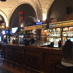 Old Square - View of the bar