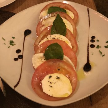 Tuscania - Caprese salad, the mozzarella was so soft & the tomatoes so fresh...delicious!! - Mediterranean Near Me - Barcelona, B Tuscania - Caprese salad, the mozzarella was so soft & the tomatoes so fresh...delicious!! - Mediterranean Near Me - Barcelona, B