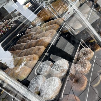 Yum Yum Donuts - Donut glass - Donuts Near Me - San Marcos, California Yum Yum Donuts - Donut glass - Donuts Near Me - San Marcos, California