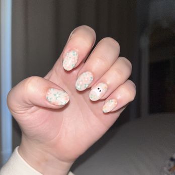 Q Nails and Spa - Halloween Design with Pastel colors - Nail Salons Near Me - Hampstead, Maryland Q Nails and Spa - Halloween Design with Pastel colors - Nail Salons Near Me - Hampstead, Maryland
