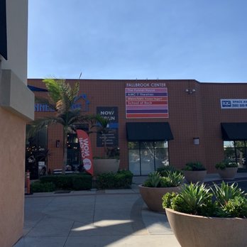 AMC Fallbrook 7 - Outside - Cinema Near Me - West Hills, California