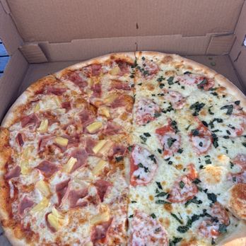 Melbourne Beach Supermarket - Hawaiian & margarita pizza - Grocery Near Me - Melbourne Beach, Florida Melbourne Beach Supermarket - Hawaiian & margarita pizza - Grocery Near Me - Melbourne Beach, Florida