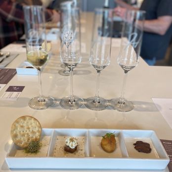 Heath Sparkling Wines - Wine pairing - Wine Tasting Room Near Me - Fredericksburg, Texas Heath Sparkling Wines - Wine pairing - Wine Tasting Room Near Me - Fredericksburg, Texas