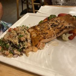 The Olde Stone Cottage Pub & Patio - Maple Salmon