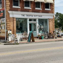 The Trendy Cottage - Store front