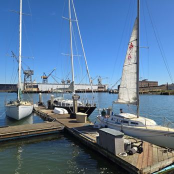The Ramp Restaurant - The Ramp Restaurant overlooking a "Live" dock and ship yard - American Near Me - San Francisco, California The Ramp Restaurant - The Ramp Restaurant overlooking a "Live" dock and ship yard - American Near Me - San Francisco, California