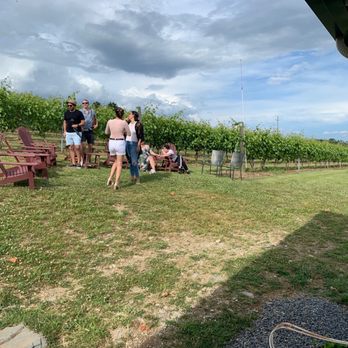 M & M Vineyards - Seating area - Wine Tasting Room Near Me - Bangor, Pennsylvania M & M Vineyards - Seating area - Wine Tasting Room Near Me - Bangor, Pennsylvania