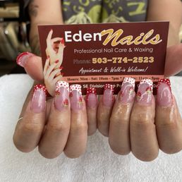 Strawberry theme nails Strawberry theme nails