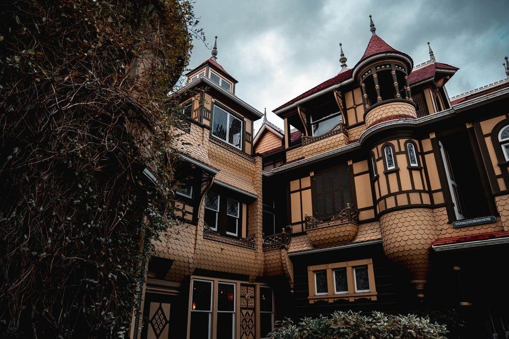 Winchester Mystery House