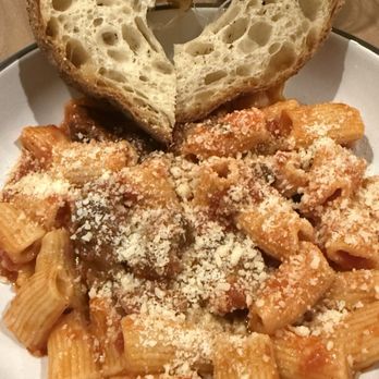 Aunt Jake’s - Rigatoni with there Sunday Sauce was perfect! - Italian Near Me - Huntington, New York