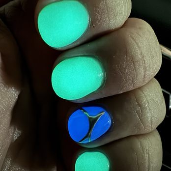 Golden Nail Spa - Glow in the dark for the win - Nail Salons Near Me - Millbrae, California
