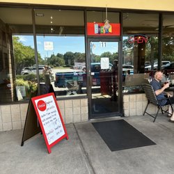 Brett's Restaurant - Entrance