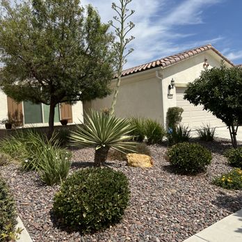 Big Robs Gardening - Front yard after Rob's clean up - Gardeners Near Me