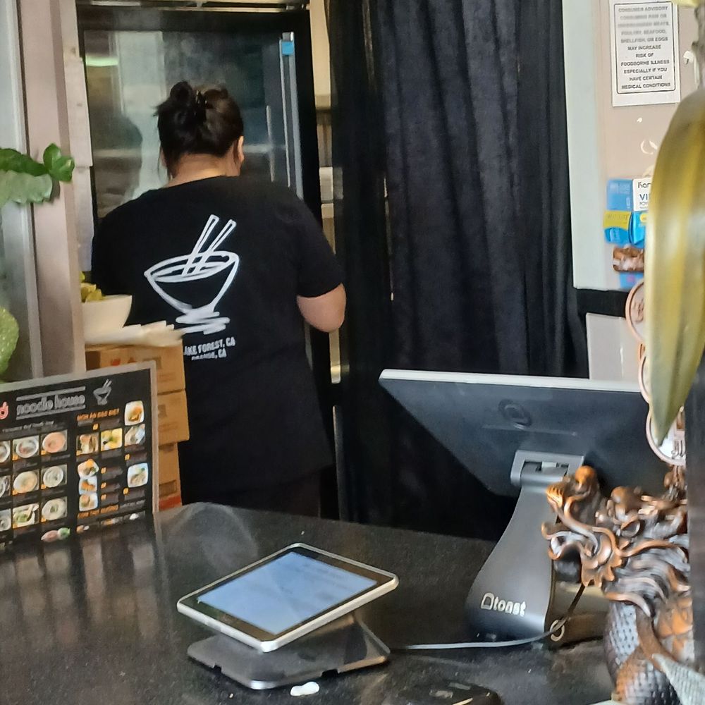Simply Pho - Don't understand why this restaurant doesn't have a room for their employees to eat. - Noodles Near Me - Orange, California Simply Pho - Don't understand why this restaurant doesn't have a room for their employees to eat. - Noodles Near Me - Orange, California