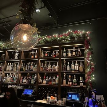 Barrelhouse Burlingame - Wine Bars Near Me - Burlingame, California