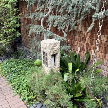 Gaige House - Outdoor entrance - Hotels Near Me - Glen Ellen, California
