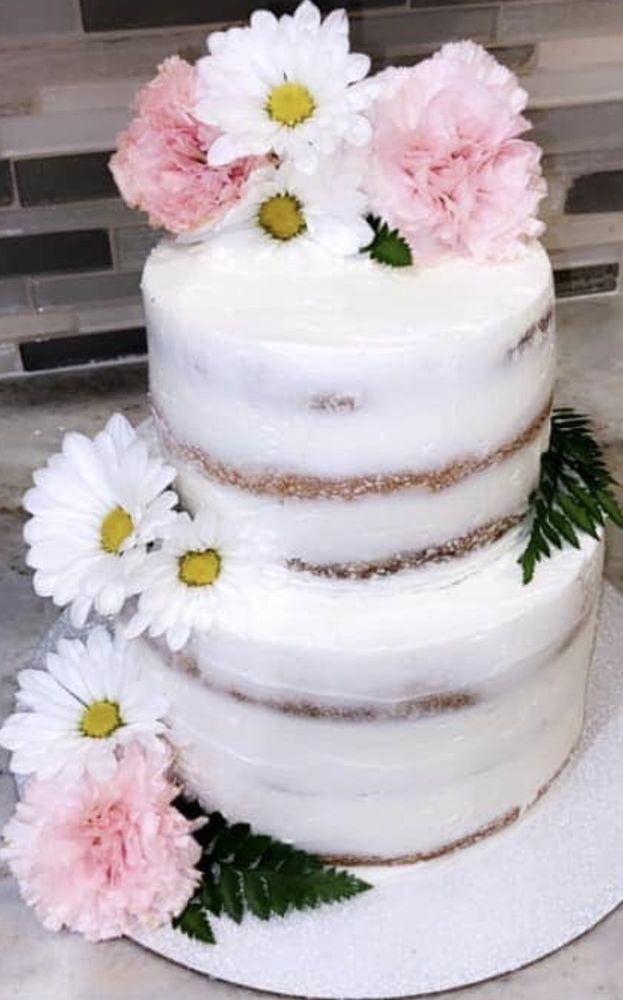 Cakes By Claudia Logo