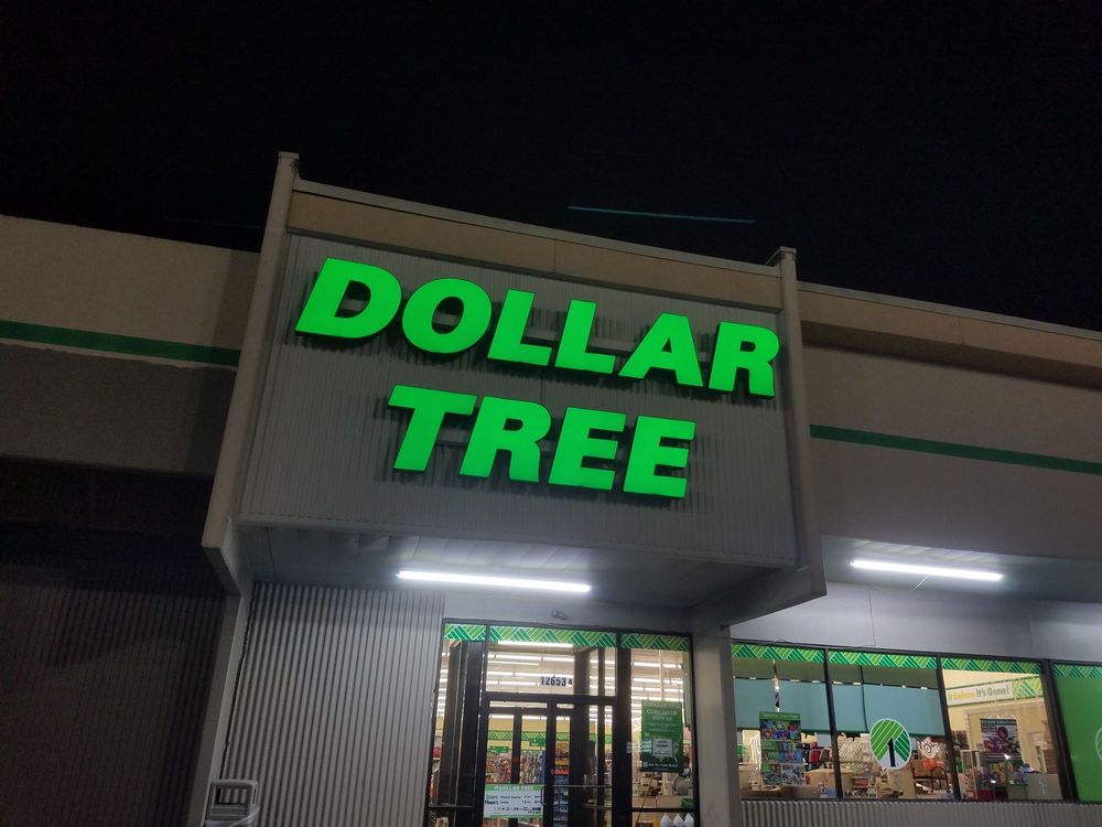 DOLLAR TREE 12653 St, Houston, Texas Discount Store