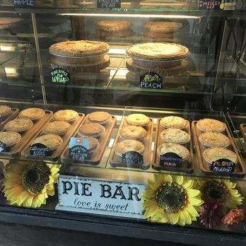 Hawaiian Pie Company - Lots to choose from! - Bakeries Near Me - Honolulu, Hawaii Hawaiian Pie Company - Lots to choose from! - Bakeries Near Me - Honolulu, Hawaii