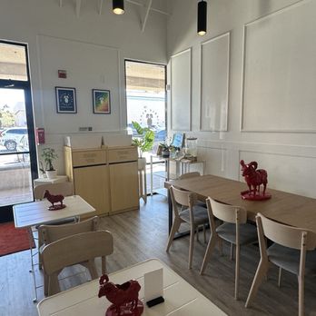 Middle Black Sheep - Inside seating - Coffee Roasteries Near Me - Henderson, Nevada
