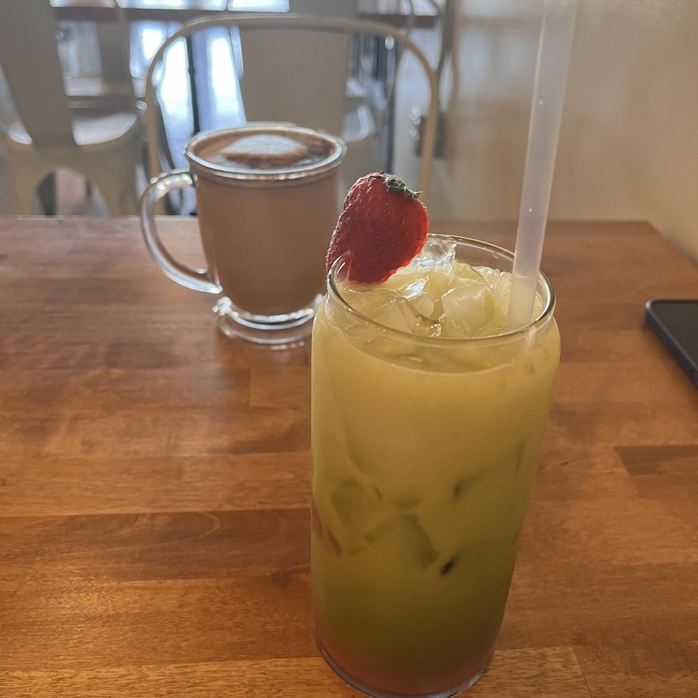 Goji Berry - Strawberry Matcha and chai tea - Vegan Near Me - Phoenix, Arizona Goji Berry - Strawberry Matcha and chai tea - Vegan Near Me - Phoenix, Arizona