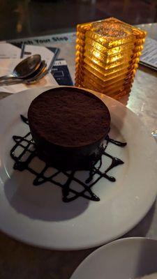 The Lounge at Ugo by null