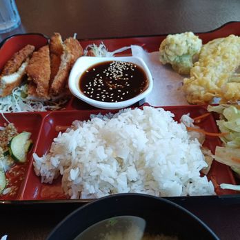 Sushi.Com - Lunch bento box with tonkatsu and tempura - Sushi Bars Near Me - Spokane, Washington Sushi.Com - Lunch bento box with tonkatsu and tempura - Sushi Bars Near Me - Spokane, Washington