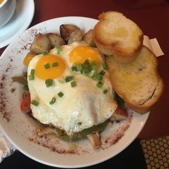 Cafe Conti - Chicken hash - Breakfast & Brunch Near Me - New Orleans, Louisiana Cafe Conti - Chicken hash - Breakfast & Brunch Near Me - New Orleans, Louisiana