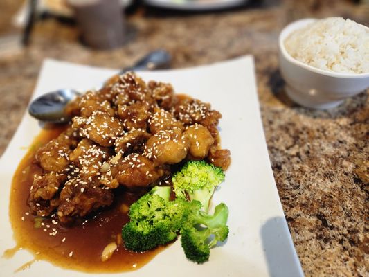 Crystal Asian Cuisine by null